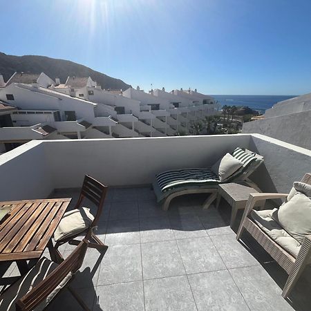 Апартаменты Sea View Penthouse With Large Terrace Лос Кристианос Экстерьер фото
