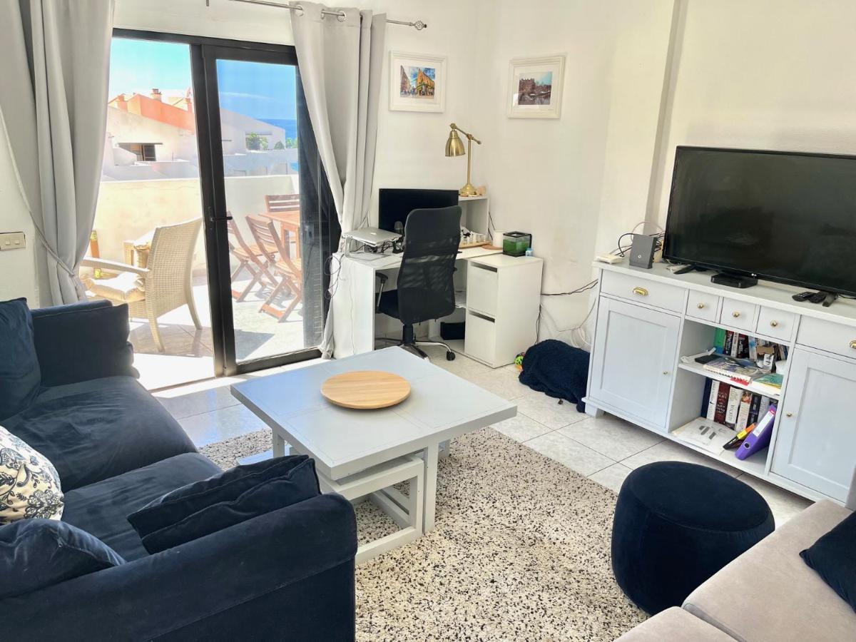 Апартаменты Sea View Penthouse With Large Terrace Лос Кристианос Экстерьер фото
