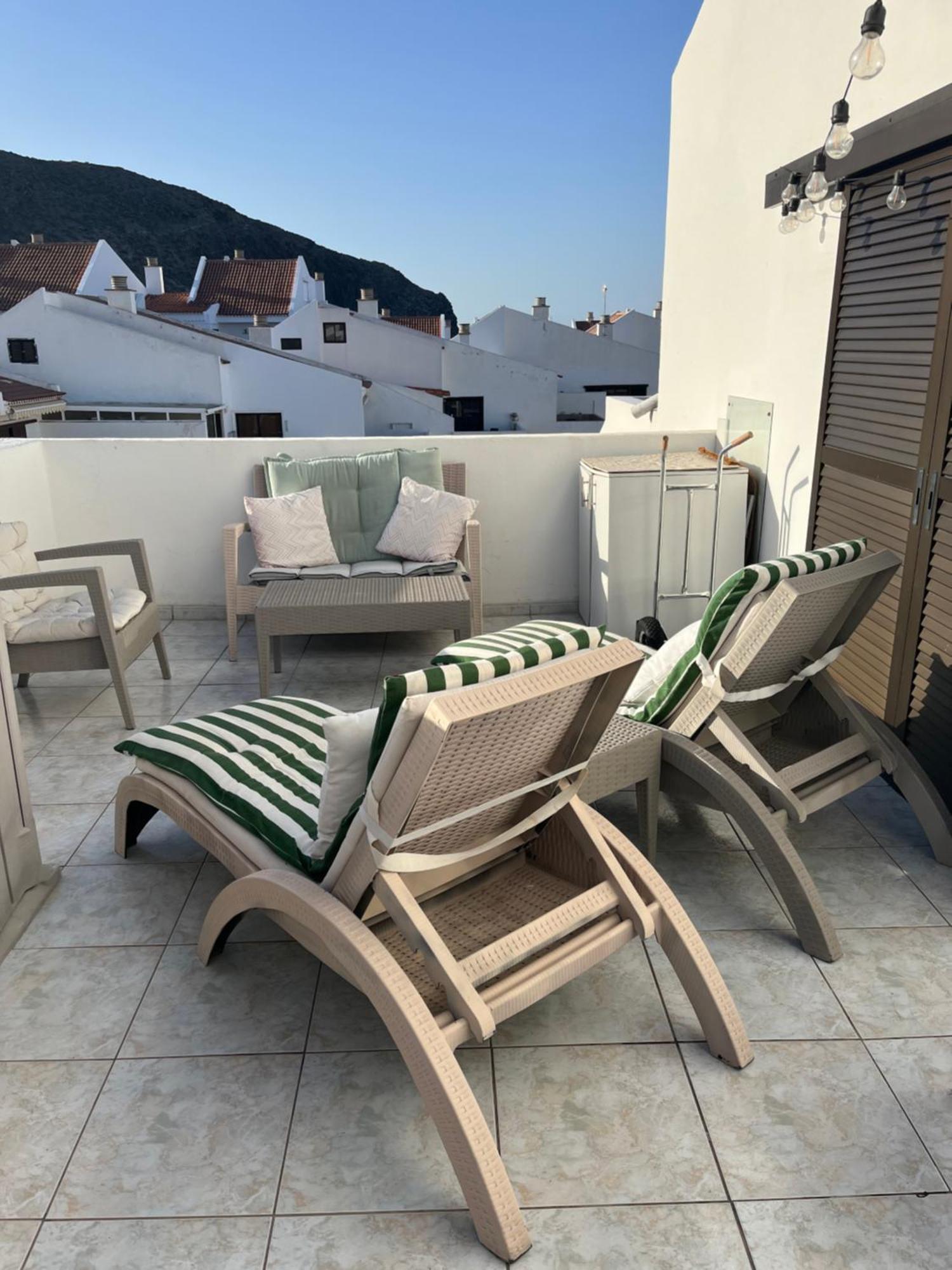 Апартаменты Sea View Penthouse With Large Terrace Лос Кристианос Экстерьер фото